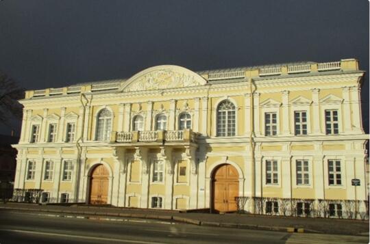 Манеж кадетского корпуса