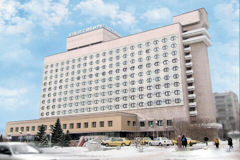 Компания AZIMUT взяла в управление крупнейший в Новосибирске гостиничный комплекс «Сибирь»