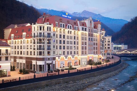 Отель Golden Tulip Роза Хутор расположен вблизи ключевых олимпийских объектов горного кластера Сочи-2014