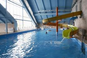 Бассейн спортивного комплекса Foresta Tropicana Hotel