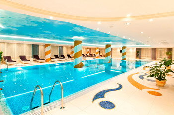 Villa Castalia Wellness&Spa – эксклюзивный пятизвездный спа-центр, выполненный по авторскому проекту в стиле итальянской ривьеры. Входит в инфраструктуру готовящегося к открытию пятизвездного отеля «Палаццо» в Краснодаре