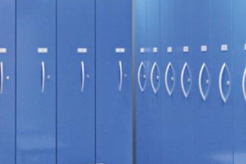 Комната для хранения лыж и спортивного инвентаря — одна из особенностей горнолыжных отелей 