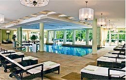 Grand Hotel Lienz, Австрия — лучший велнес-отель по версии WTA 2012. Летом постояльцы устраивают велопрогулки по окрестным склонам, а зимой горнолыжные трассы выманивают любителей на свежий воздух Альп