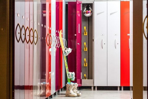 Ключевая гостевая аудитория Mercure Rosa Khutor — любители горнолыжного отдыха. На фото — комната для хранения лыжного инвентаря
