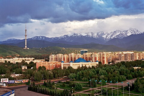 Большая часть отелей международных брендов расположена в двух городах Казахстана — Алматы и Астане. На фото — Алматы 