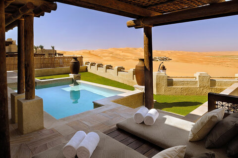 Qasr Al Sarab Desert Resort — «Лучший в мире спа в пустыне»