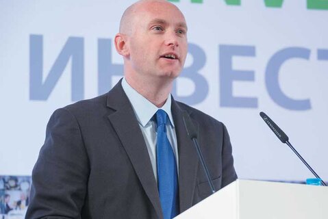 Томас Эммануэль напомнил, что избыточное предложение номеров на рынке Южной Африки привело к резкому падению спроса по завершении чемпионата мира по футболу 2010 года
