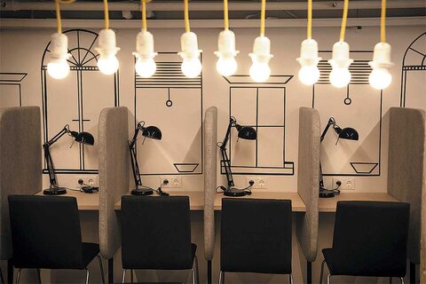 В лобби предусмотрено удобное коворкинг-пространство