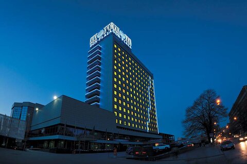 Реконструкция позволила отелю Don-Plaza значительно расширить спектр предоставляемых услуг