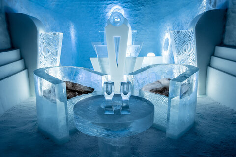 Icehotel 365 в Швеции