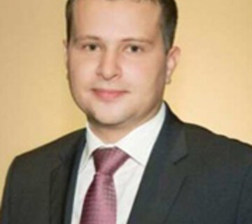 Андрей Смирнов