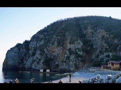 Самый дешевый пляжный отдых в мае — в Крыму