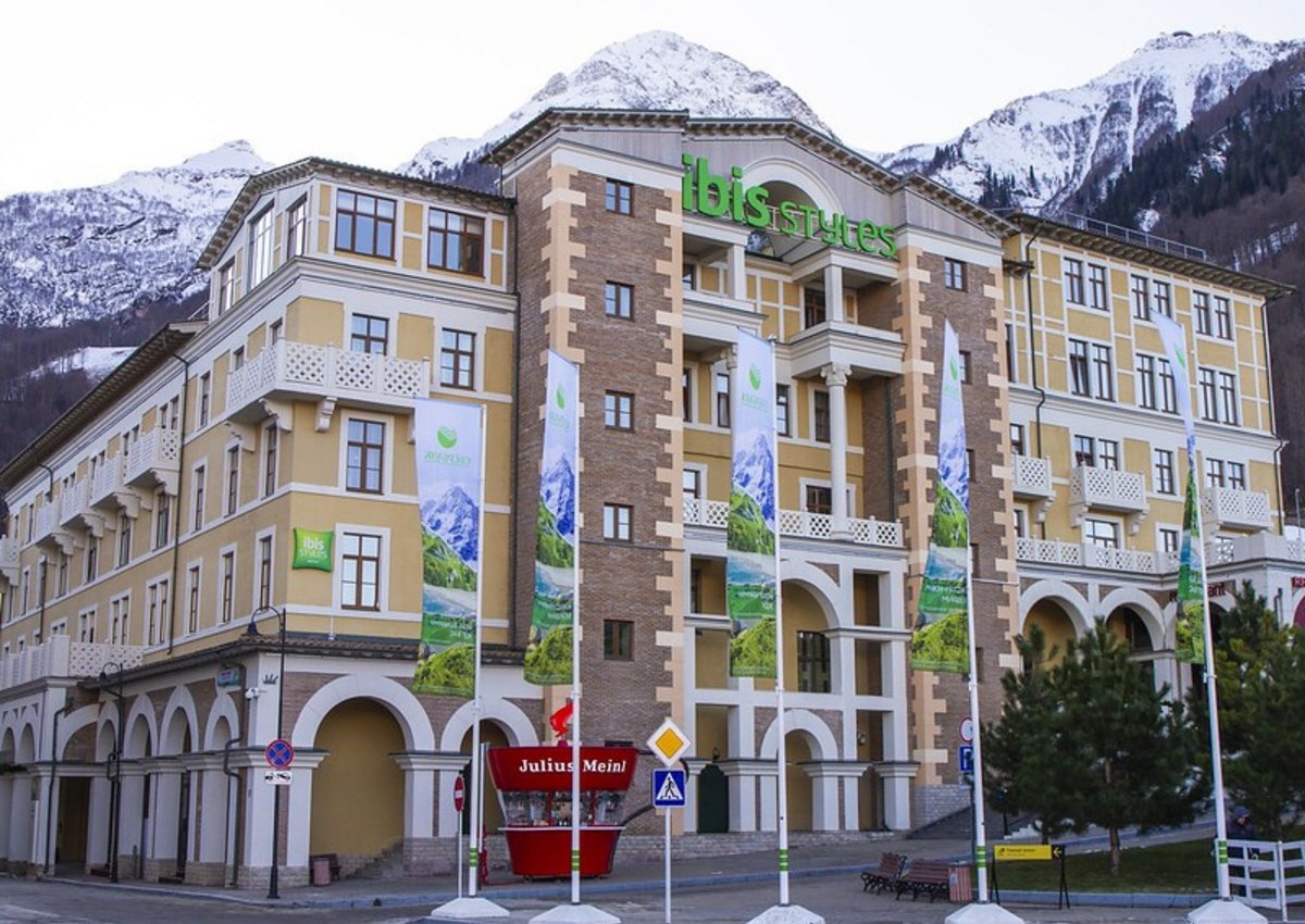 Первый в России отель ibis Styles открылся на курорте Красная Поляна