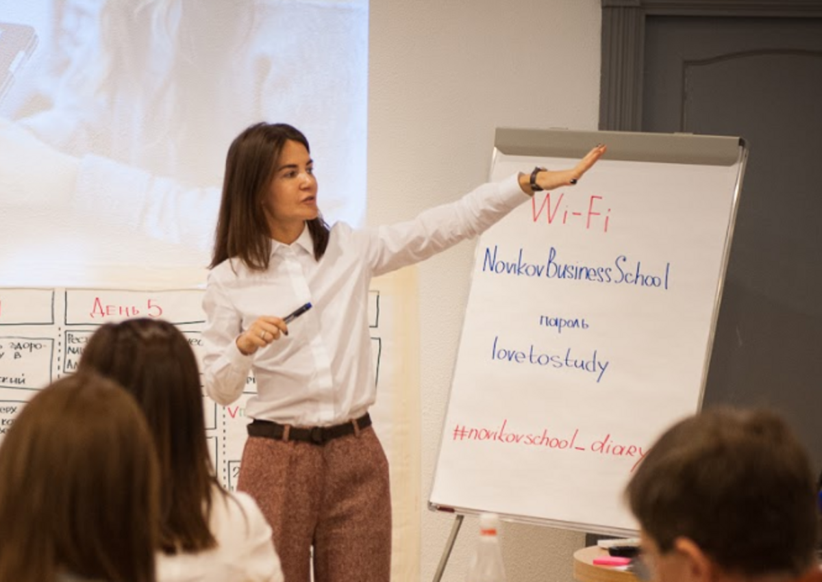 Бесплатные вебинары от Novikov School: Как выжить рестораторам во время пандемии
