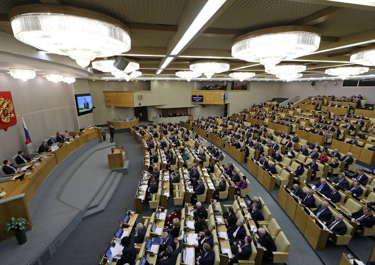 Госдума приняла закон о неотложных мерах поддержки экономики при пандемии