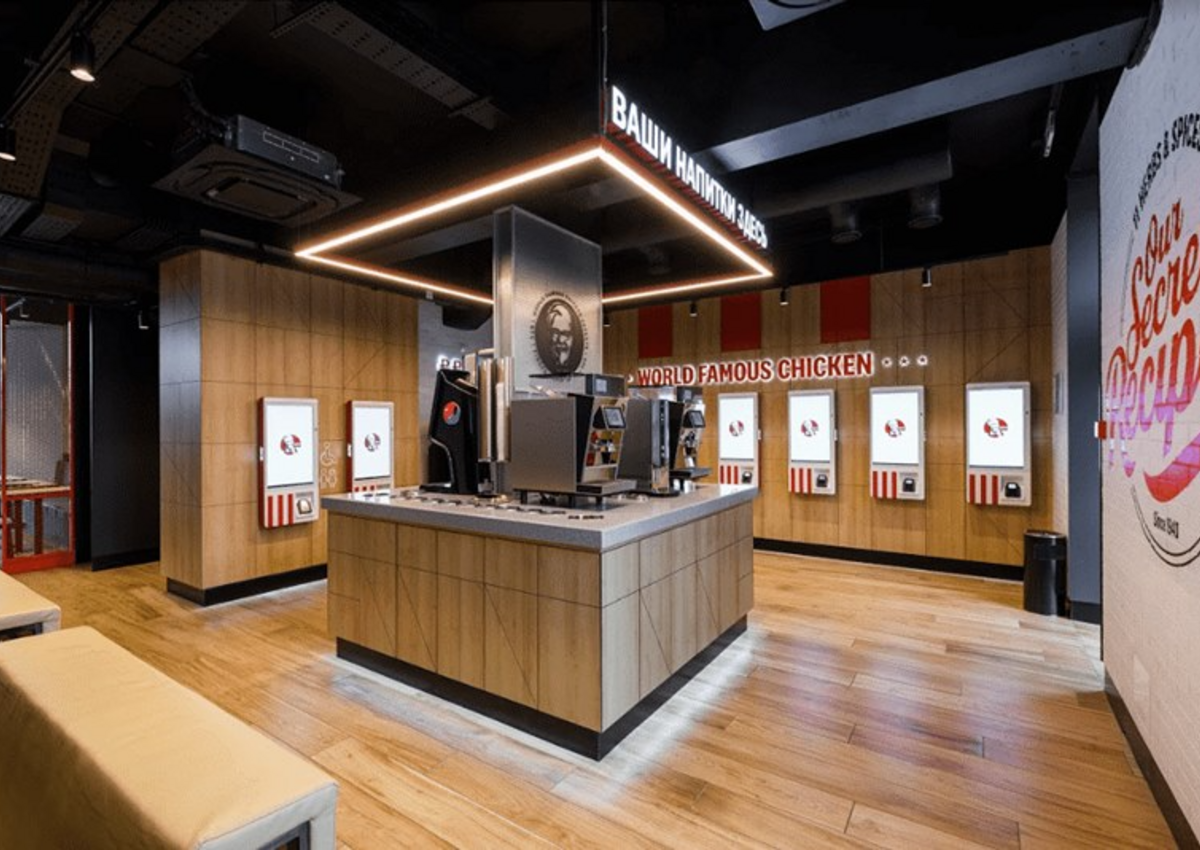 KFC откроет в Москве почти бесконтактный технологичный ресторан