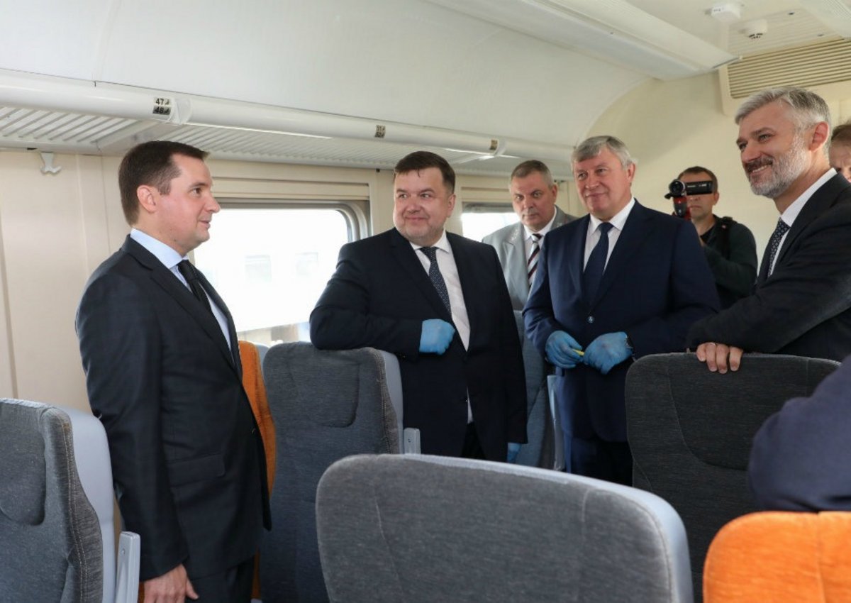 Между Архангельском и Онегой запустили рельсовый автобус