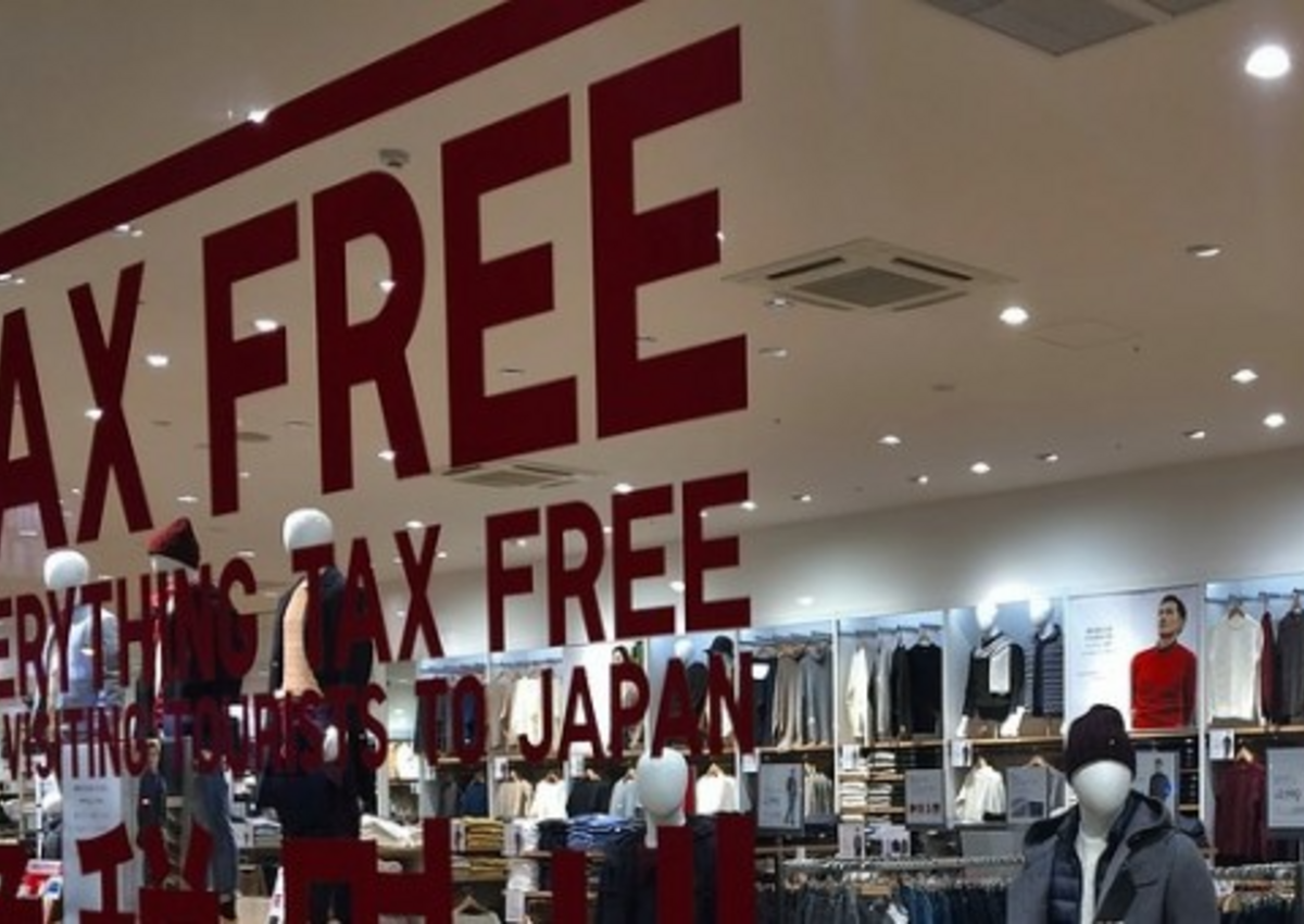Кабмин продлил действие пилотного проекта по tax free до конца года