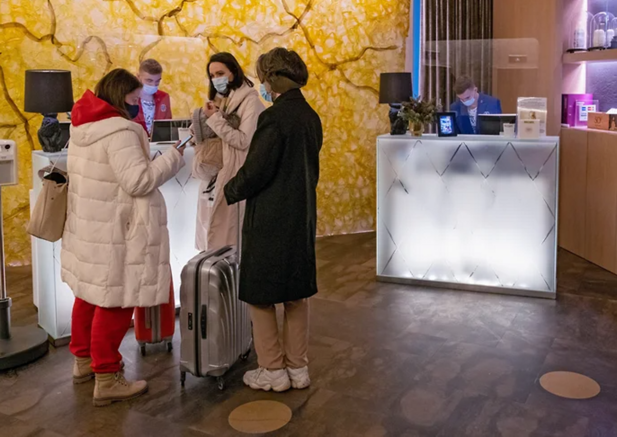 С Booking.com вычитается. Российский гостиничный бизнес получил налоговые послабления