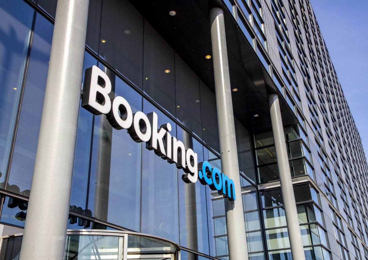 Booking.com не смогла оспорить в суде запрет на включение в договоры с гостиницами ограничивающих условий