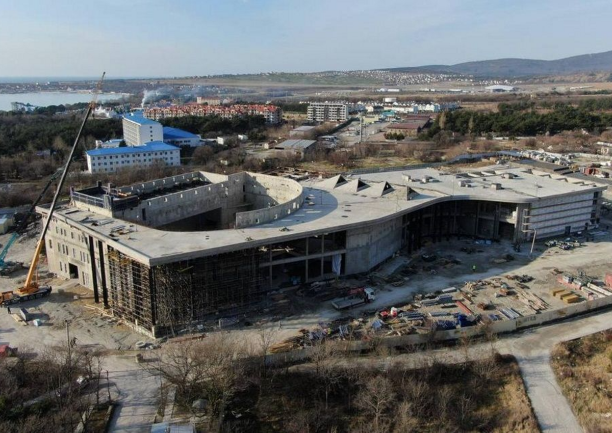 В Геленджике откроют культурно-развлекательный центр за 3 млрд рублей. До этого сообщали о 2 млрд 