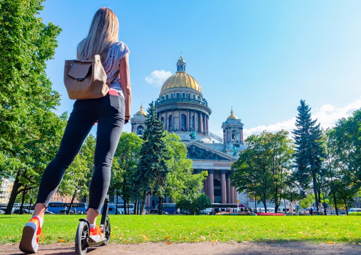 Иностранный турпоток в Россию по итогам 2021 г. сократился в 17,5 раз