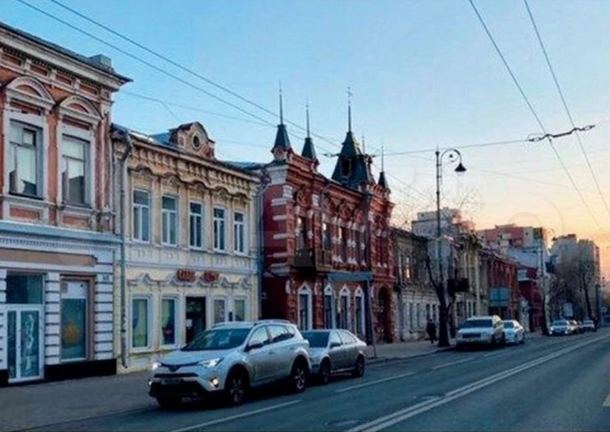 В центре Самары за 95 млн рублей продают старинную усадьбу с гостиницей