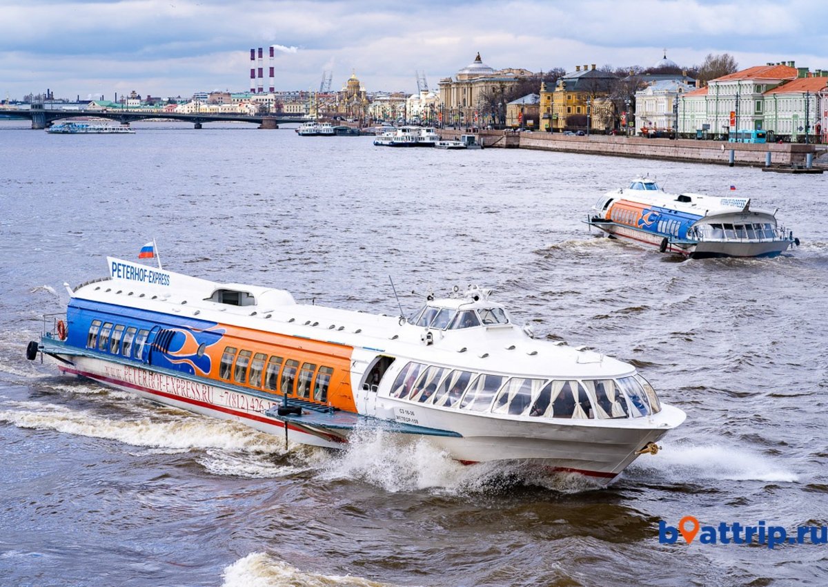 В Санкт-Петербурге открылась навигация