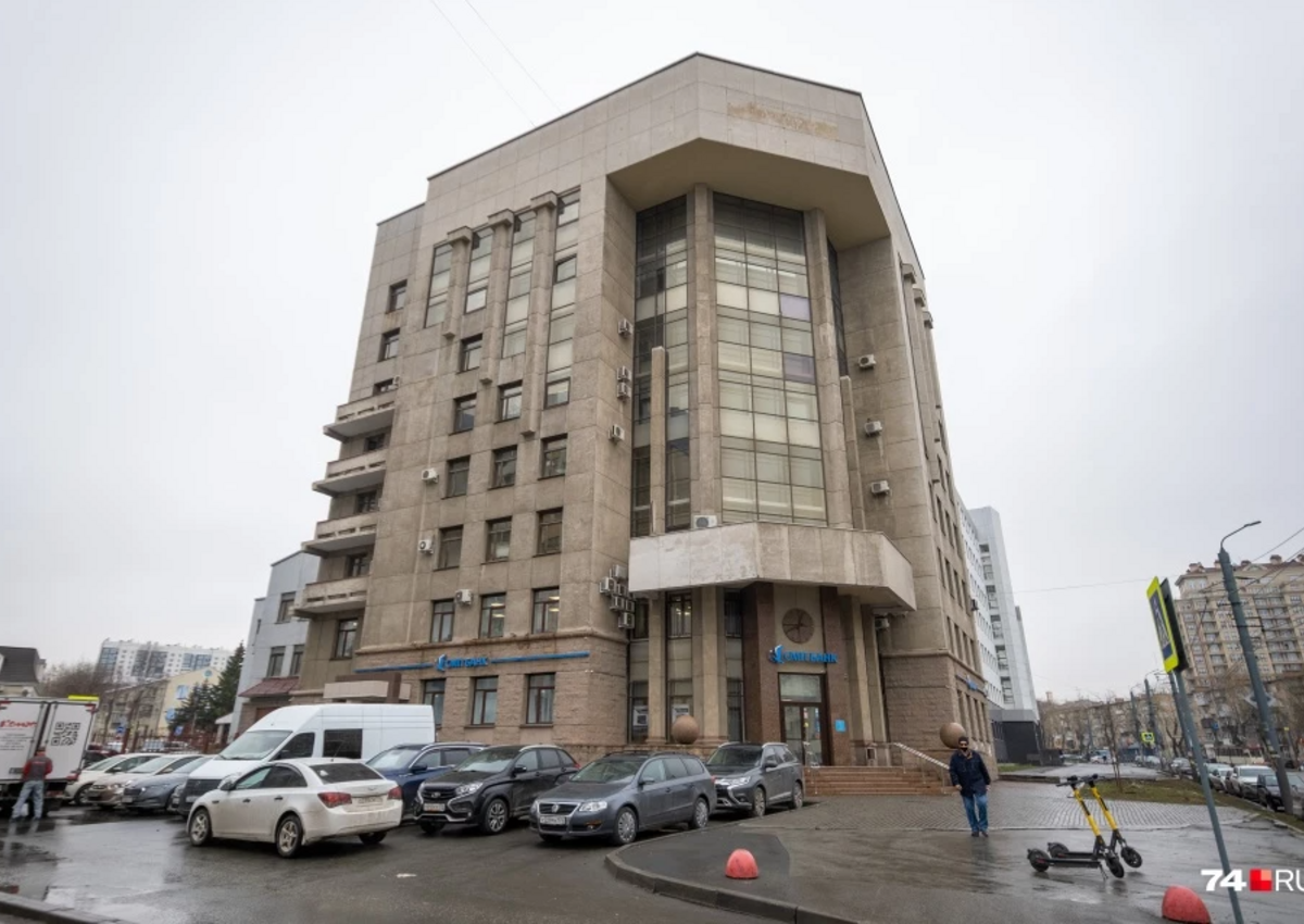 Владельцы отелей из Петербурга купили девятиэтажный офисный комплекс в Челябинске