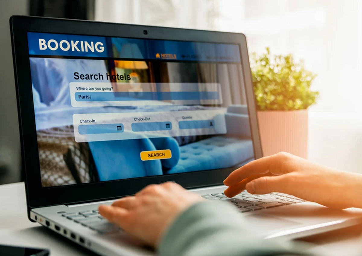 Booking и Airbnb ушли из страны: как теперь бронировать отели в России и за границей