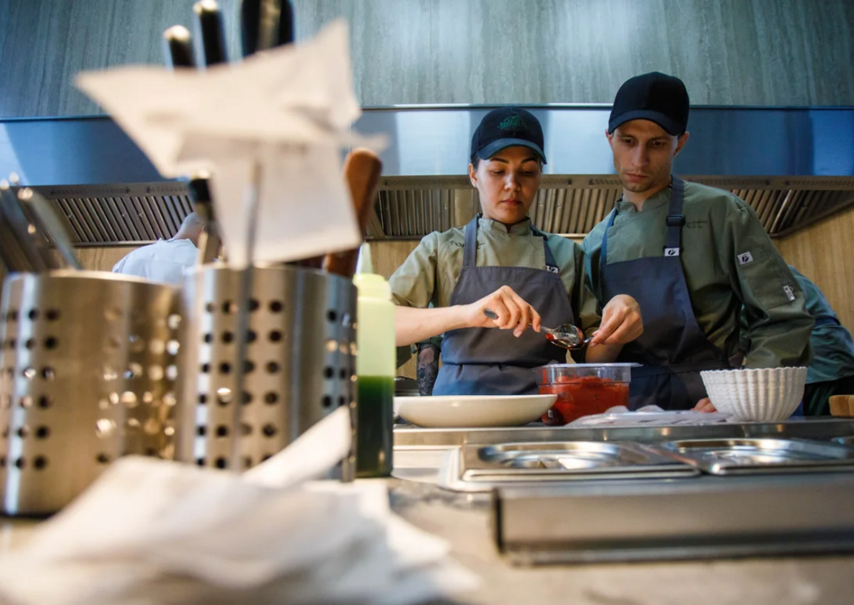 Рестораторы закупились со скидками. Цены на продукты для HoReCa опустились