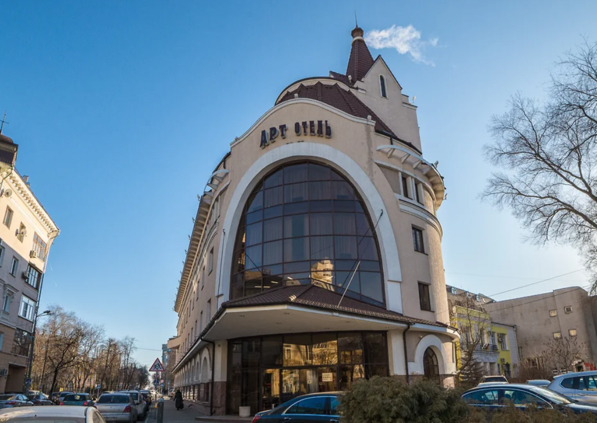 Номерной фронт. Воронежские Ramada Plaza и «Арт-отель» завершают переход к ДСК