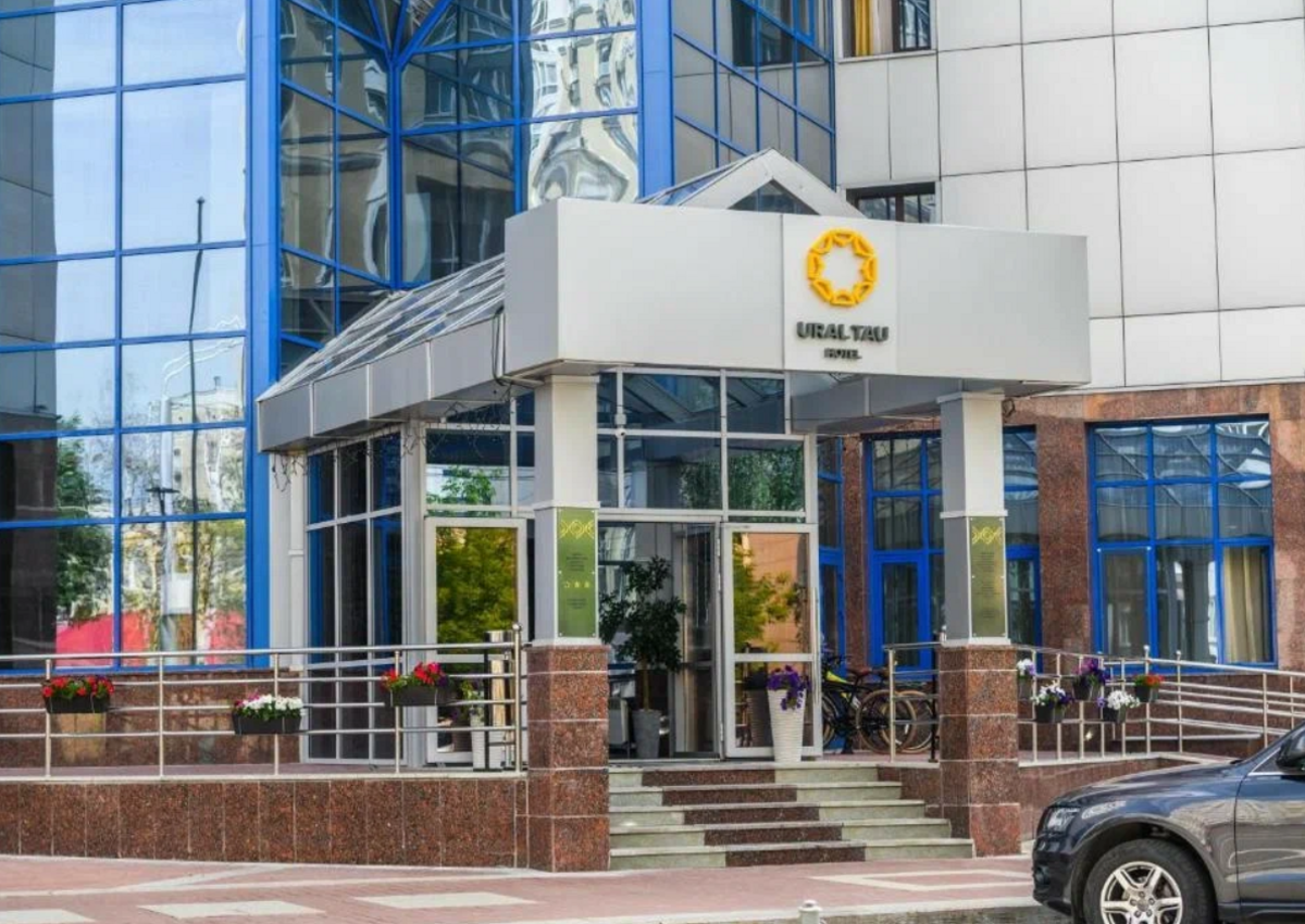 Суд запретил АСВ отбирать отель «Урал-Тау» у хозяев «Золотого запаса» для расчетов с кредиторами «Роскомснаббанка»