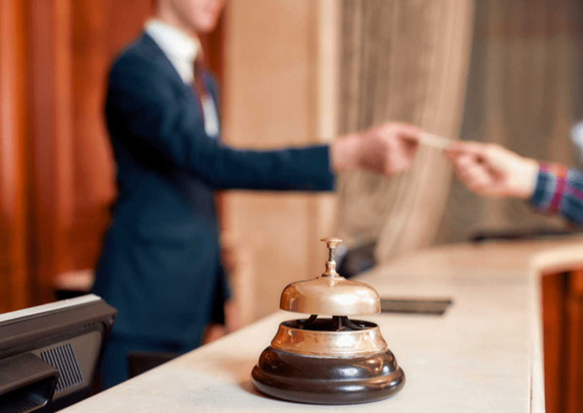 Работа в отеле. Cronwell Hospitality Group предлагает отелям практическое решение кадровой проблемы