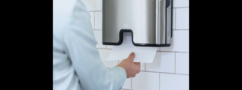 Tork запускает новую линию металлических диспенсеров для премиальных туалетных комнат — Image Design 