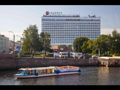 AZIMUT Отель Санкт-Петербург повысил категорию звездности