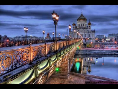 В Москве и Петербурге будет работать туристическая полиция нового образца