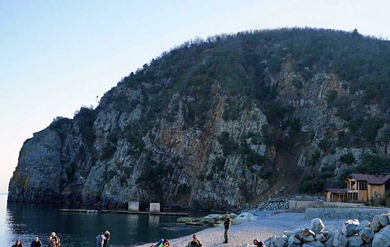 Самый дешевый пляжный отдых в мае — в Крыму