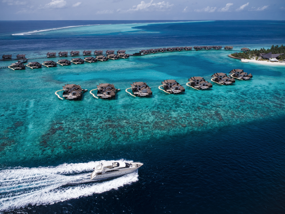 Курорт Jumeirah Vittaveli представляет первую на Мальдивах суперъяхту «MY Vittaveli»