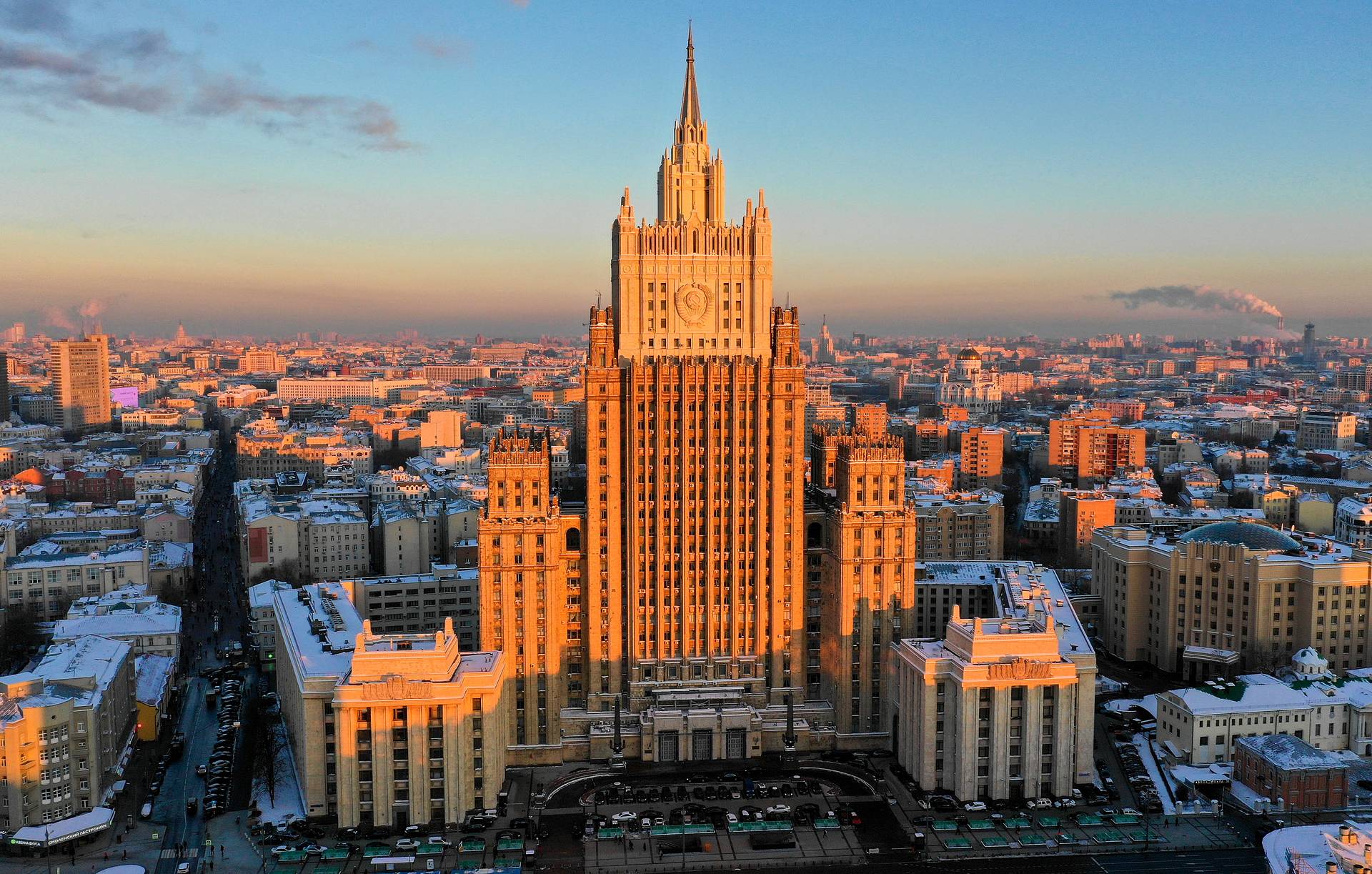 МИД РФ разрабатывает проект по выдаче туристических виз на полгода
