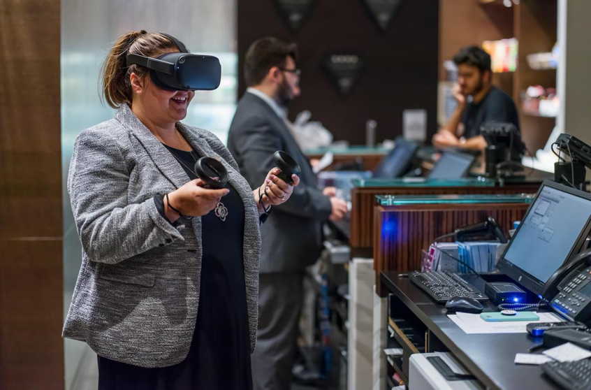 Менеджеры Hilton оценят труд горничных с помощью VR