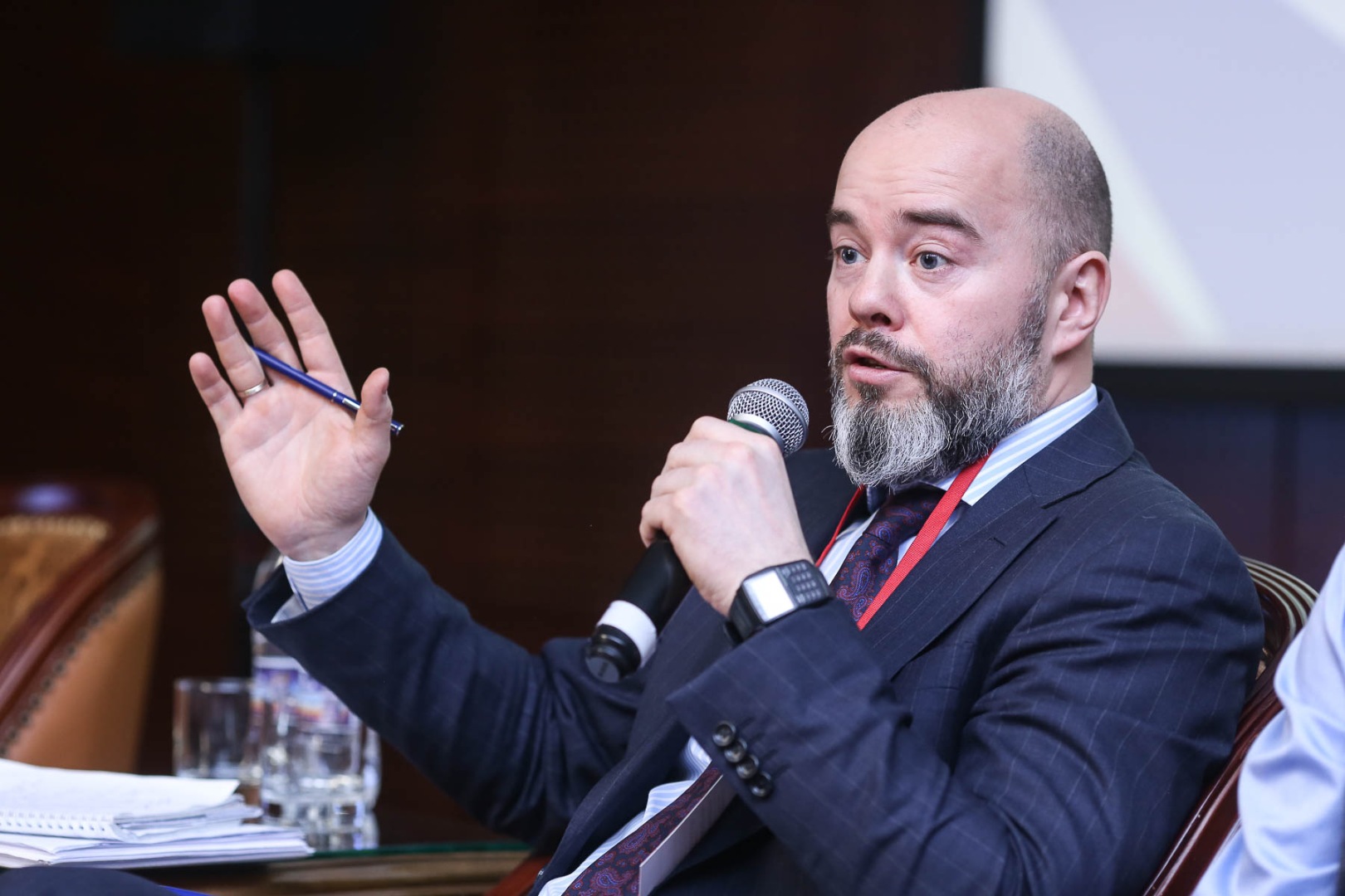 Алексей Кожевников: крупный гостиничный бизнес страдает из-за кризиса не меньше маленьких отелей