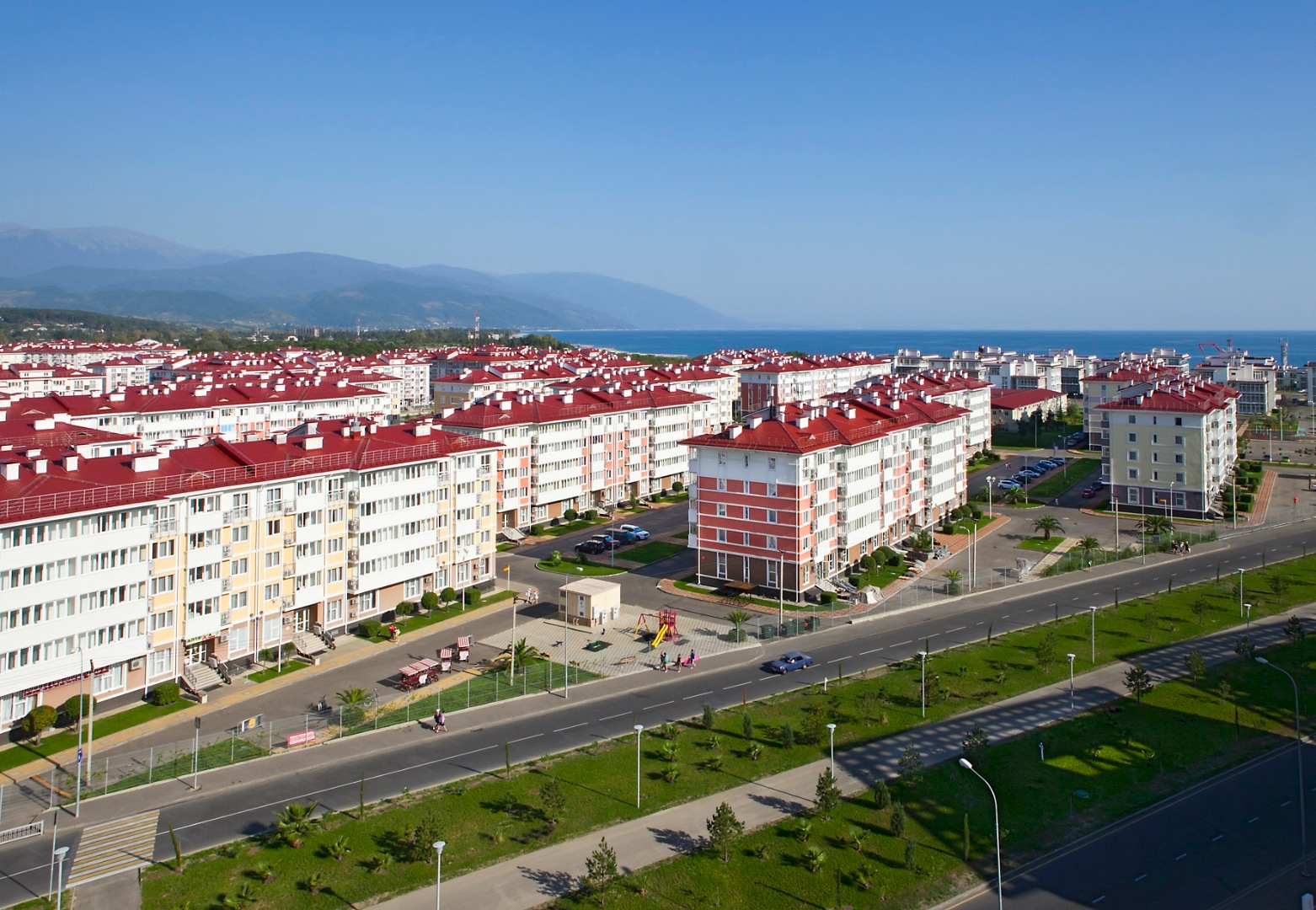 Туристы на курортах Краснодарского края и Крыма выбирают отели «три звезды»