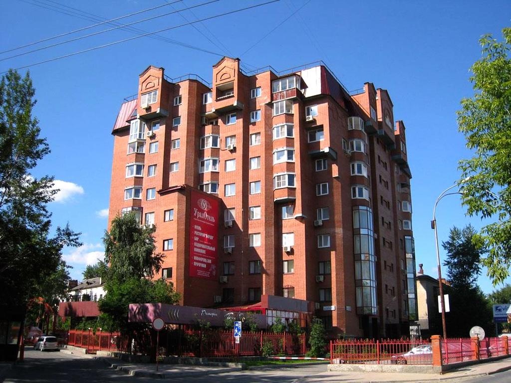 В Екатеринбурге банкротят крупный отель за миллионные долги