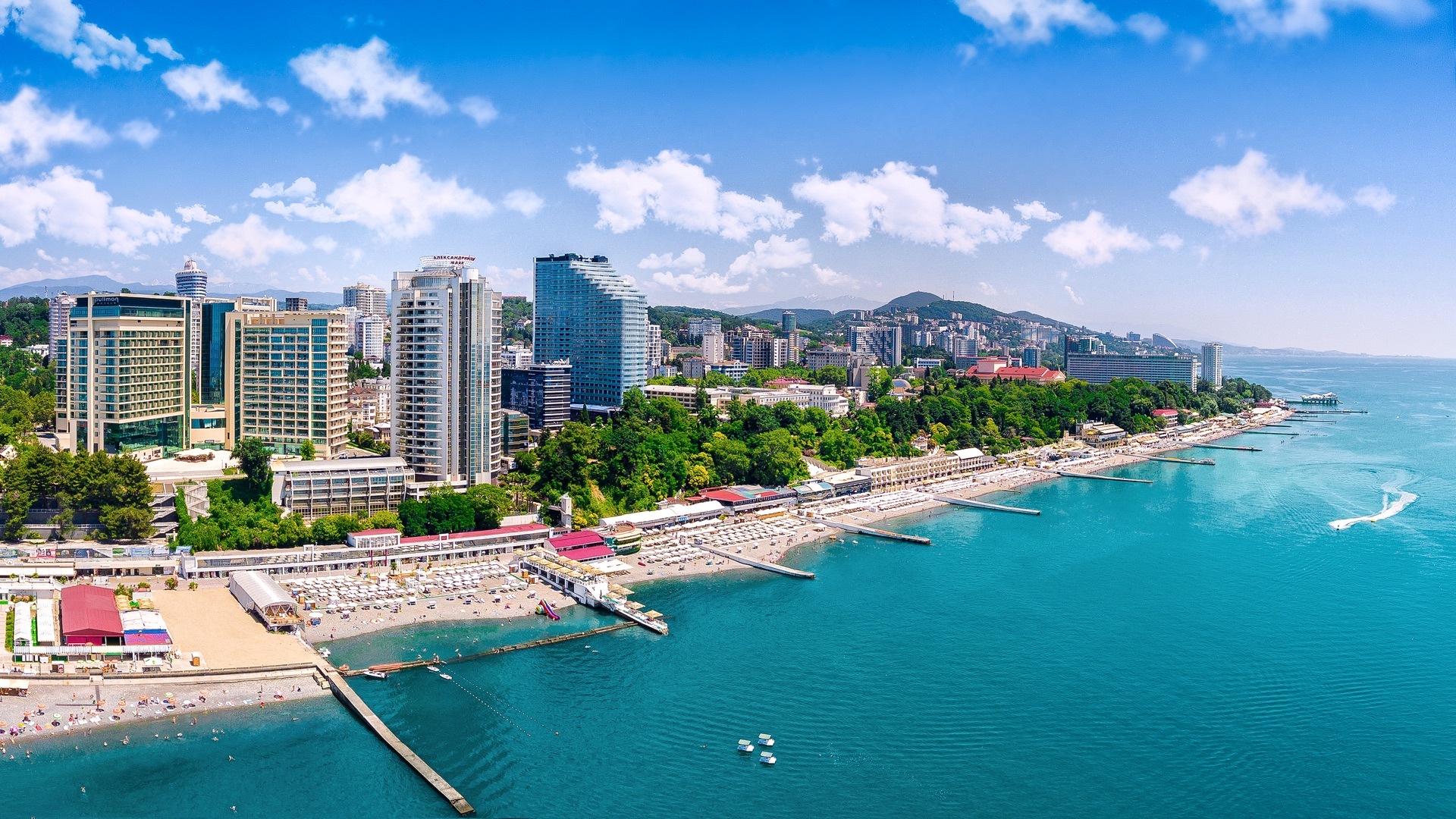 Гостиницы 3-4* в Краснодарском крае и Крыму подняли цены в среднем на 20-30%