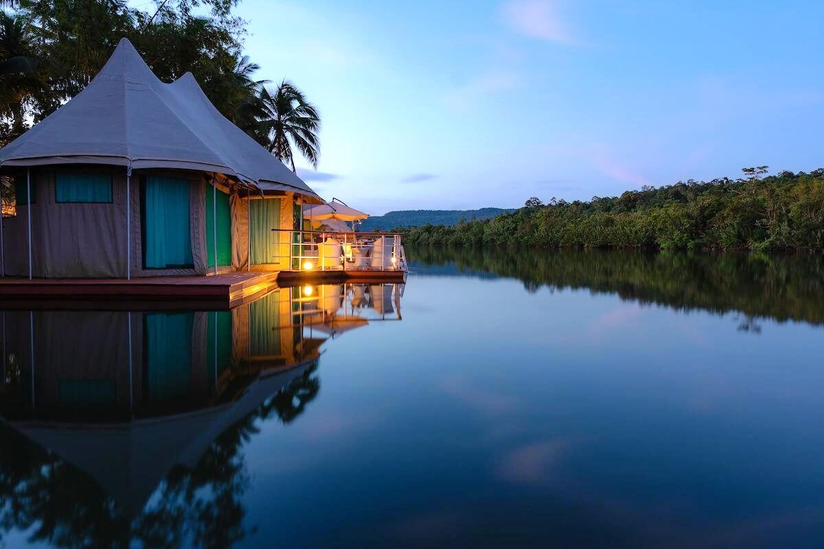 Глэмпинги и кемпинги компании Lodge.Camp – от концепции до продвижения