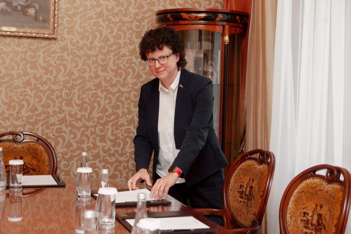 Юлия Гаркуша: «На 100% научить быть метрдотелем невозможно»