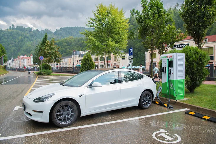 В Сочи открылась первая сеть быстрых электрозаправок Green Drive