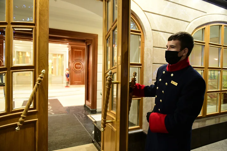 Бронь на монополию. Как гостиницы поссорились с Booking.com