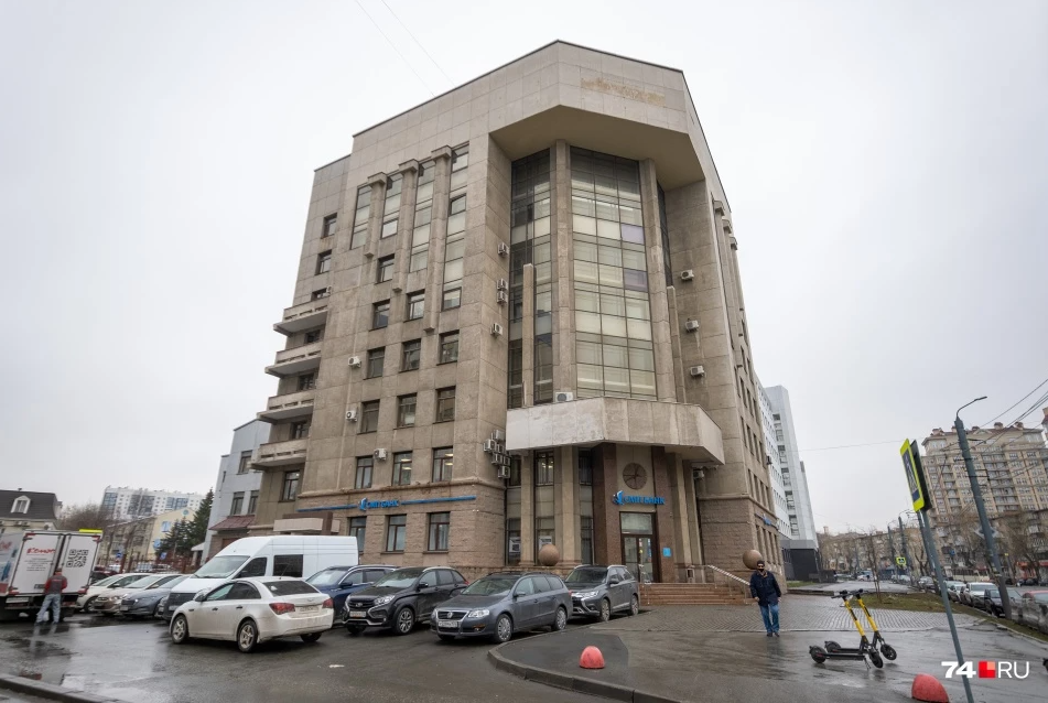 Владельцы отелей из Петербурга купили девятиэтажный офисный комплекс в Челябинске